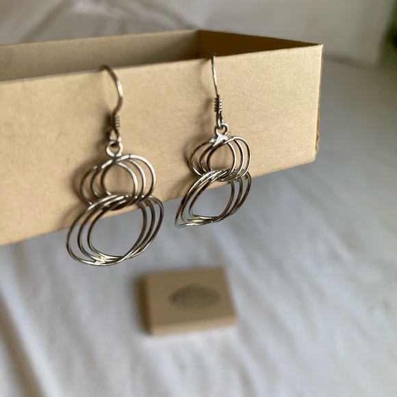 New Sterling Silver Swirly Concentric Earrings (marked 925) - Picture 2 of 3
